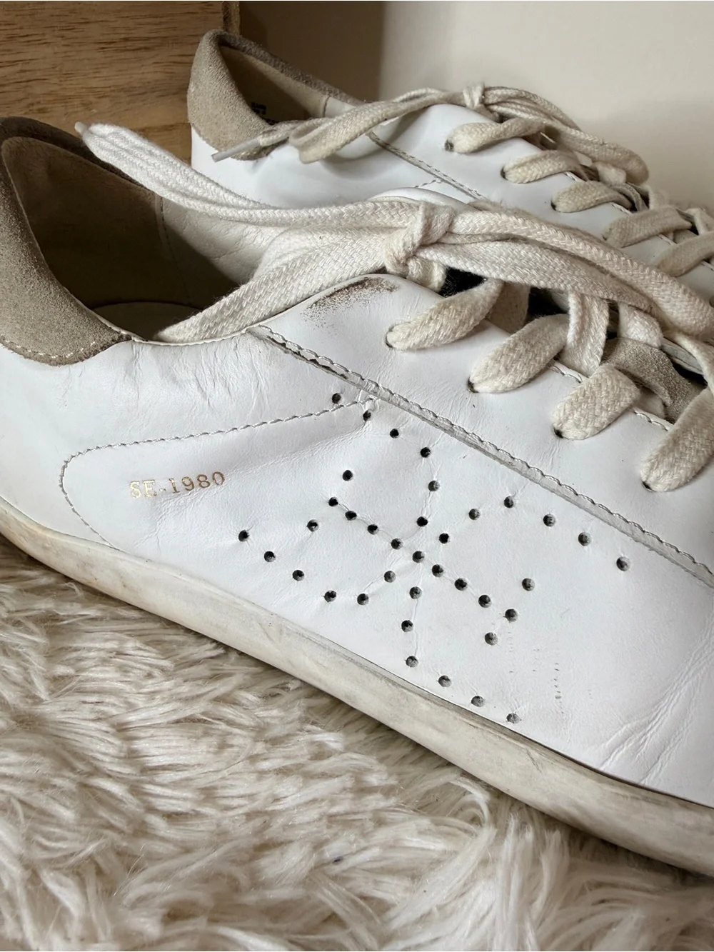 Sam Edelman Aubrie Leather Lace Up Cap Toe Laser Cut Sneakers White Taupe Sz 8.5